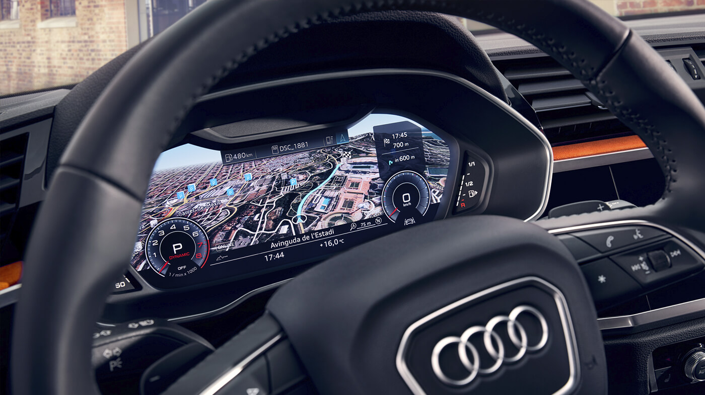 Audi Q3 — обзор, цены, фото, комплектации