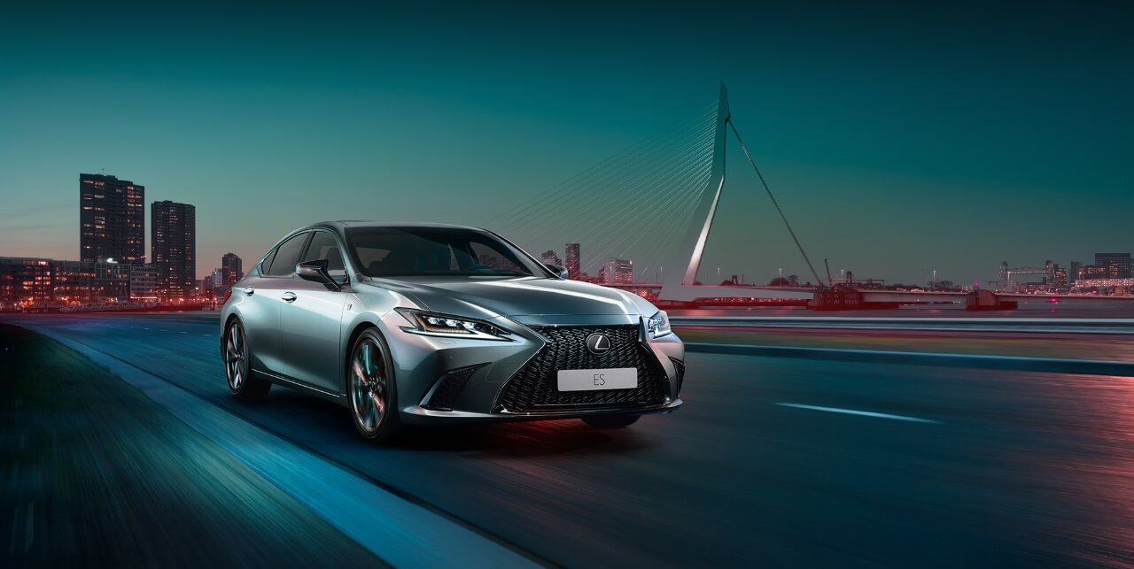 Новый Lexus ES — первые впечатления от обновлённого бизнес-седана