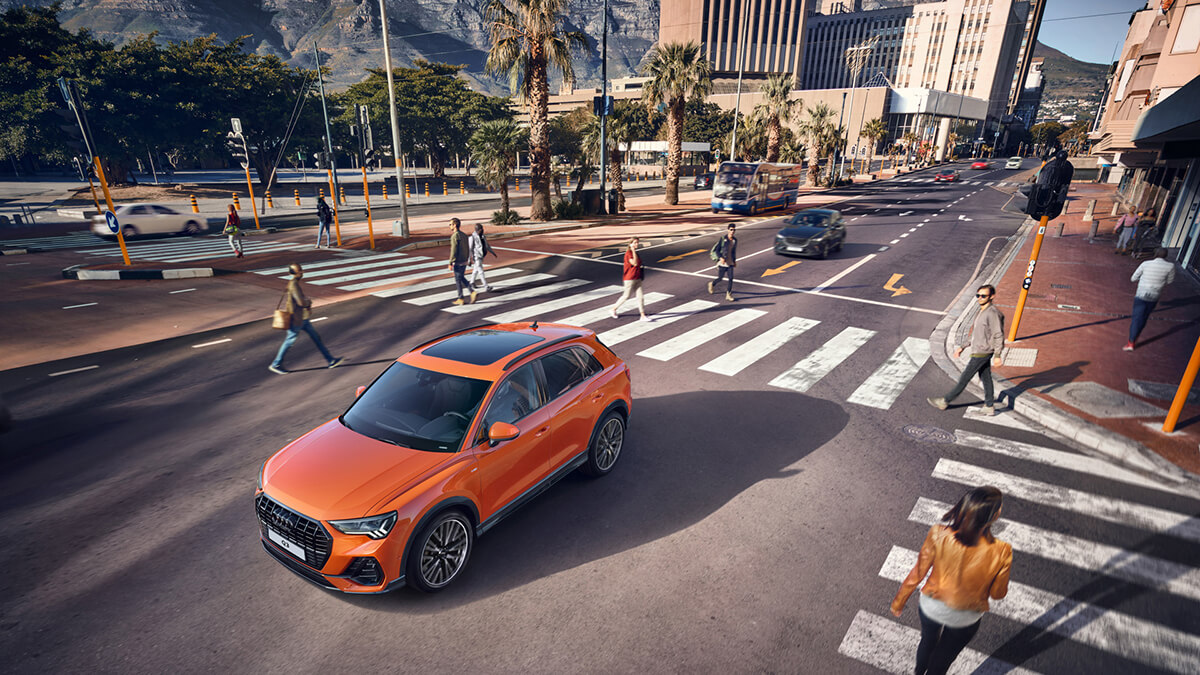 Audi Q3 — обзор, цены, фото, комплектации