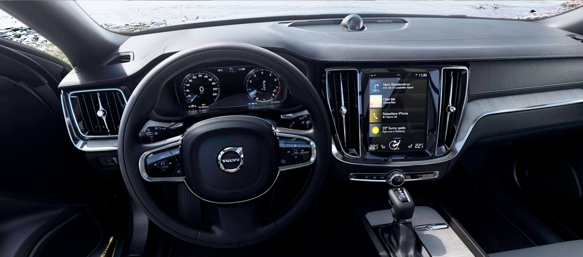 Volvo V60 Cross Country — обзор, цены, фото, комплектации